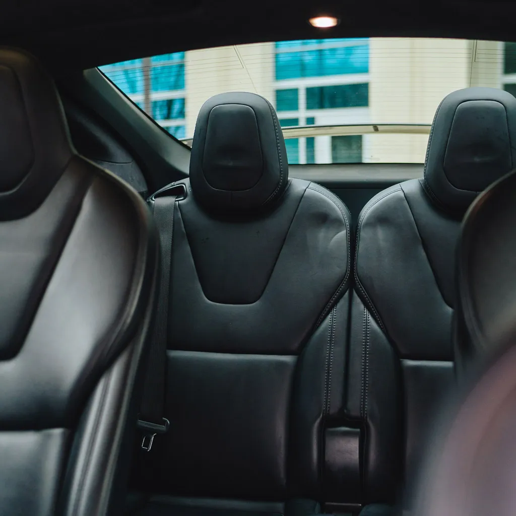 Silver Tesla Model X, photo 3 for airport transfers
