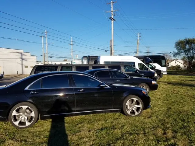 Black Town CAR, photo 2 for sedan rental in Columbus, OH Black Town CAR, photo 2 for sedan rental in Columbus, OH