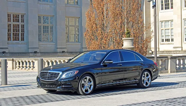 Black Town CAR for sedan rental in Columbus, OH Black Town CAR for sedan rental in Columbus, OH