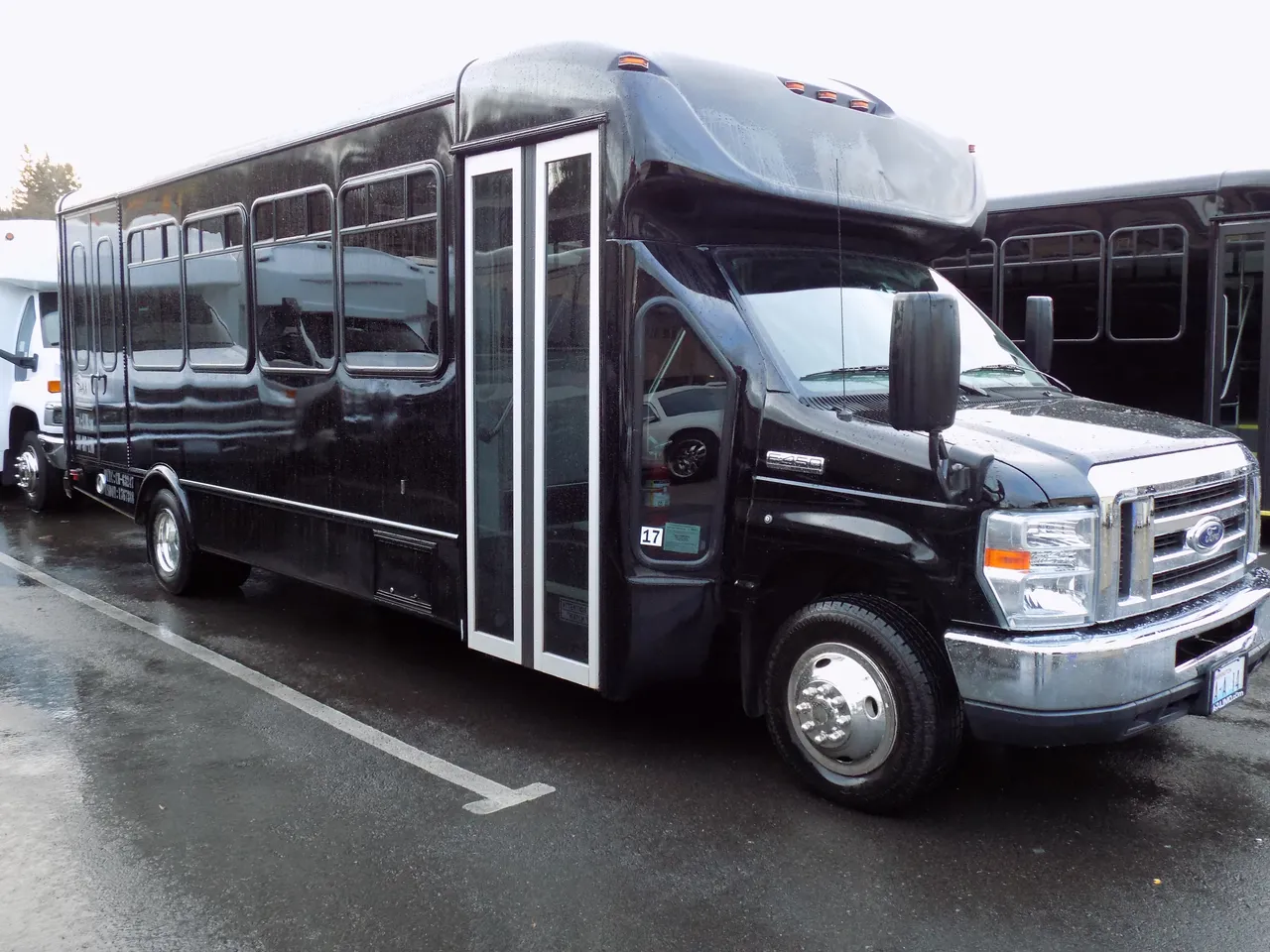 Black VIP Executive ADA Mini Coach (20/24 Passengers) (ADA Wheelchair Lift), photo 2 for minibus rental in Sierra Blanca, TX