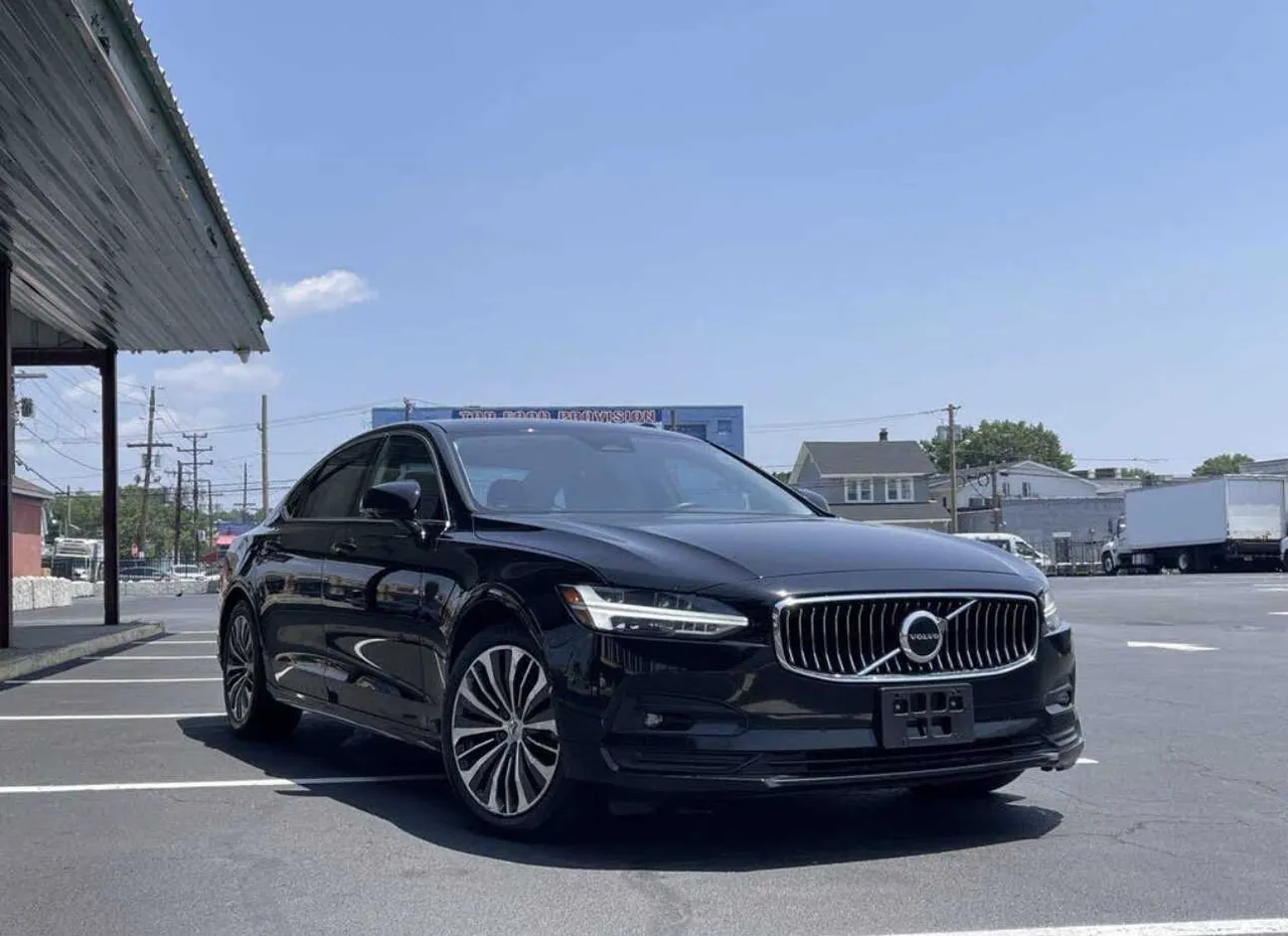 Black Volvo S90 for sedan rental in South Jamesport, NY