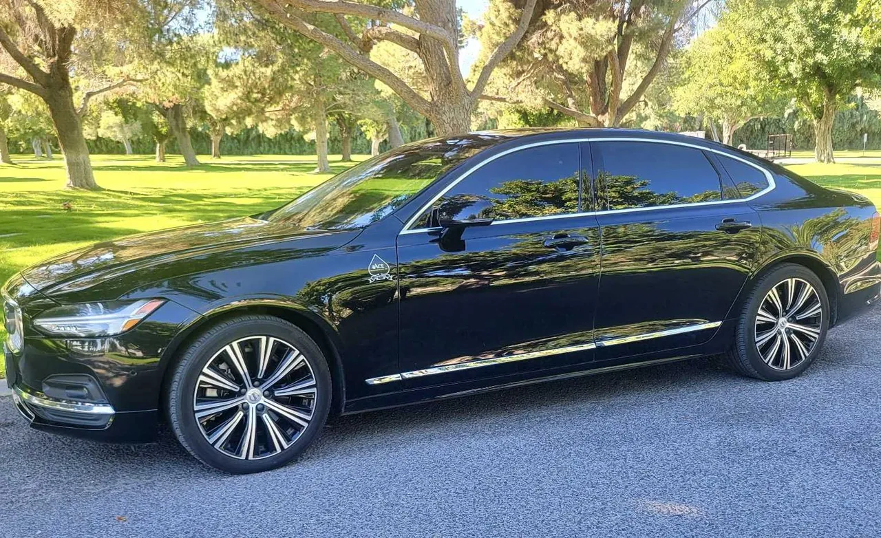 Black Volvo S90, photo 2 for sedan rental in Petrified Forest Natl Pk, AZ