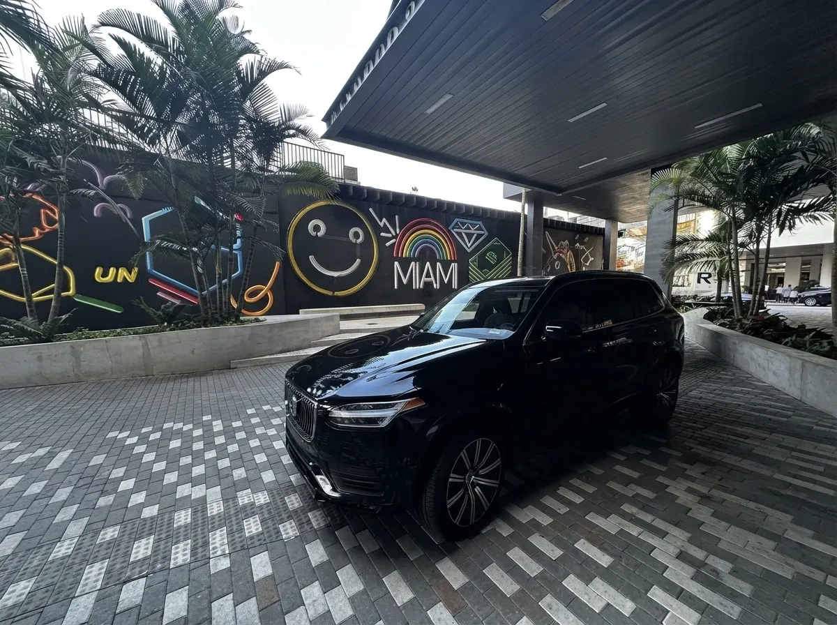 Black Volvo XC90 for airport transfers Black Volvo XC90 for airport transfers