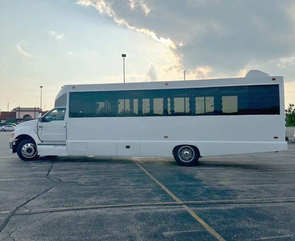 White Tiffany Party Bus, photo 2 for party bus rental White Tiffany Party Bus, photo 2 for party bus rental